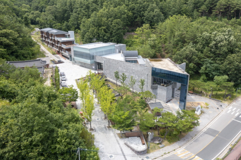 Yi Yuk-sa Literary Museum